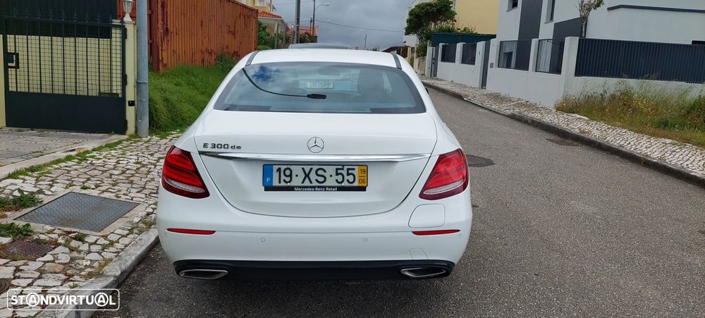 Mercedes-Benz E 300 - 1