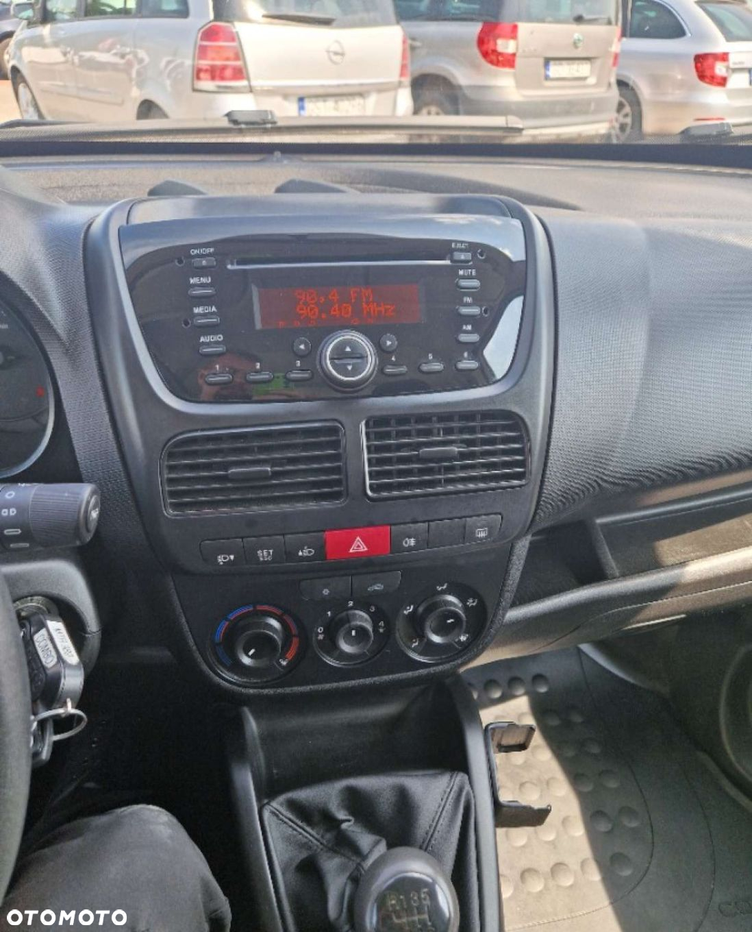 Opel COMBO - 8