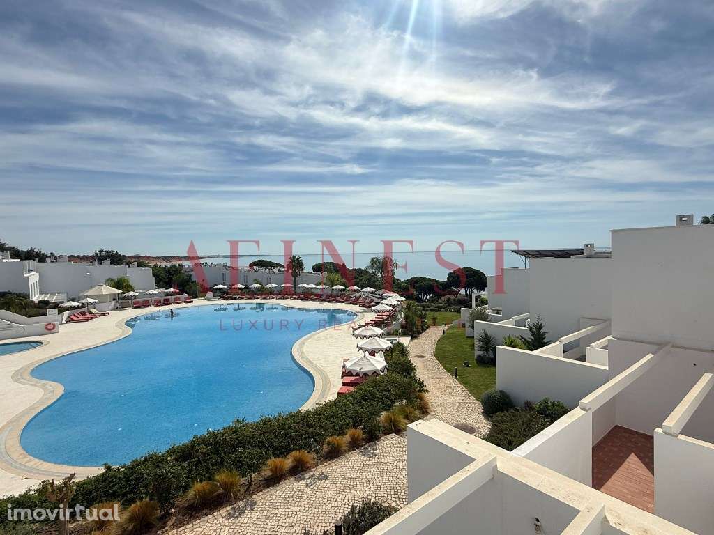 Moradia T2 Duplex em Condomínio de Luxo - Olhos de Água, Albufeira ... - Grande imagem: 4/26