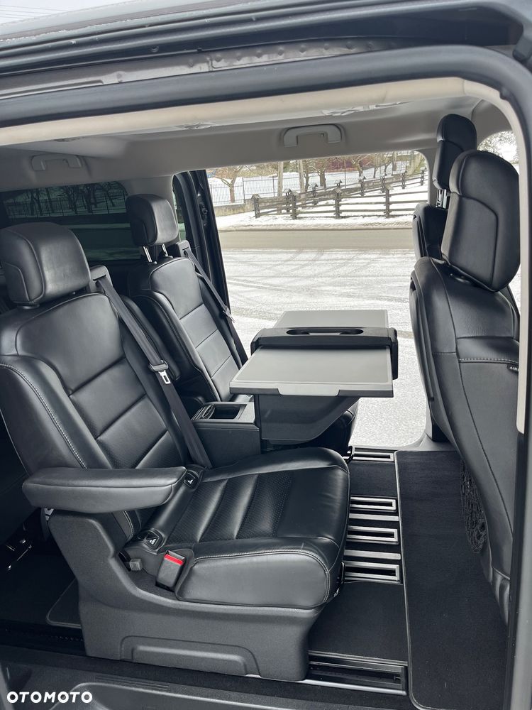 Peugeot Traveller 2.0 BlueHDi Long Business Vip - 21