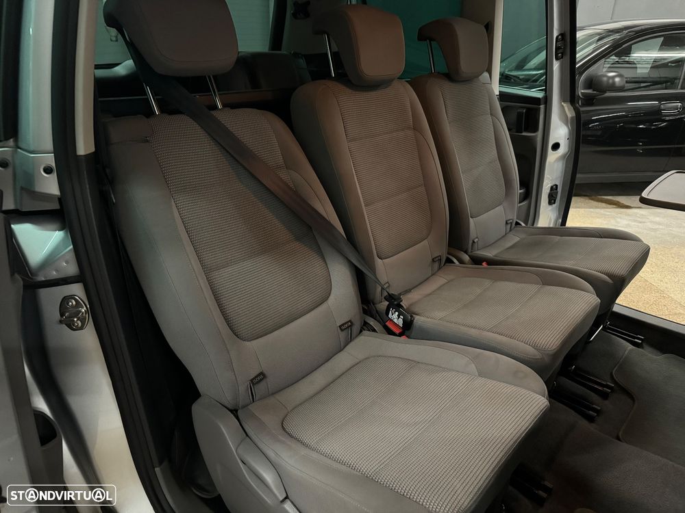 VW Sharan 2.0 TDI Blue Confortline - 26