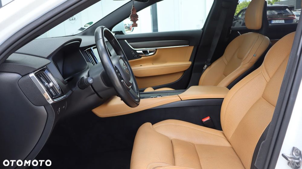Volvo V90 Cross Country T5 AWD Pro - 15