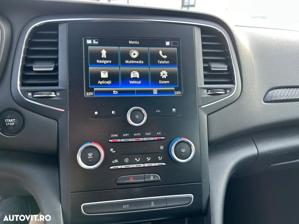 Renault Megane TCe 115 GPF LIMITED - 10