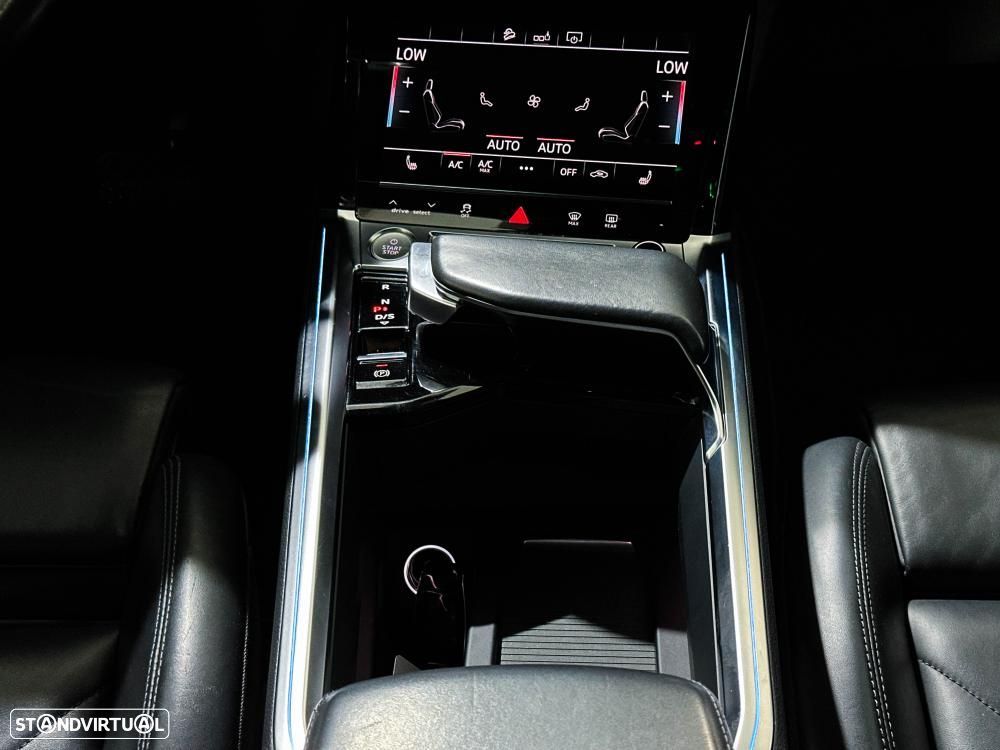 Audi e-tron 50 quattro S line - 23