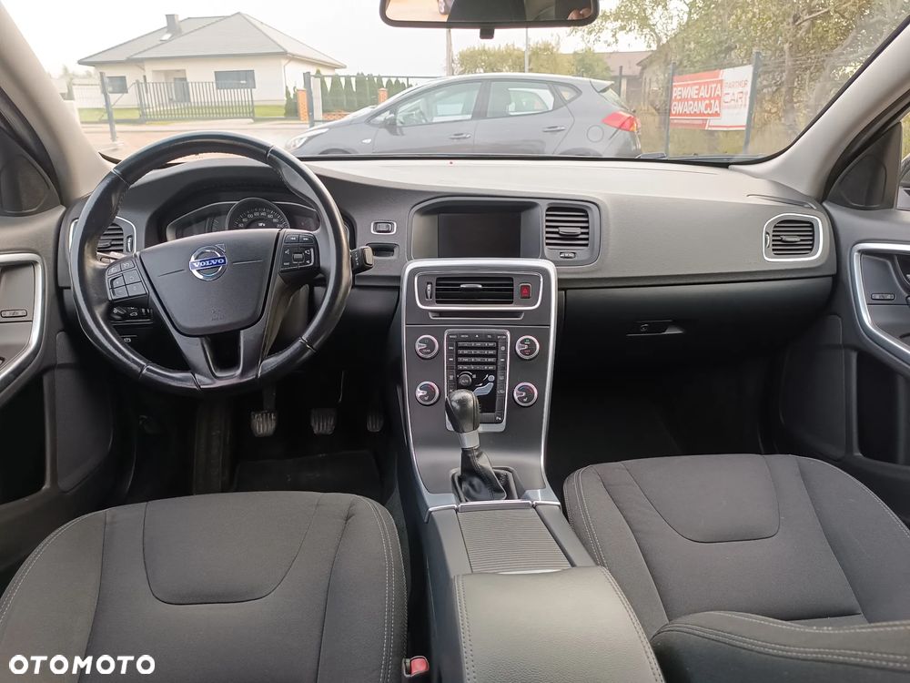 Volvo S60 D2 Summum - 18