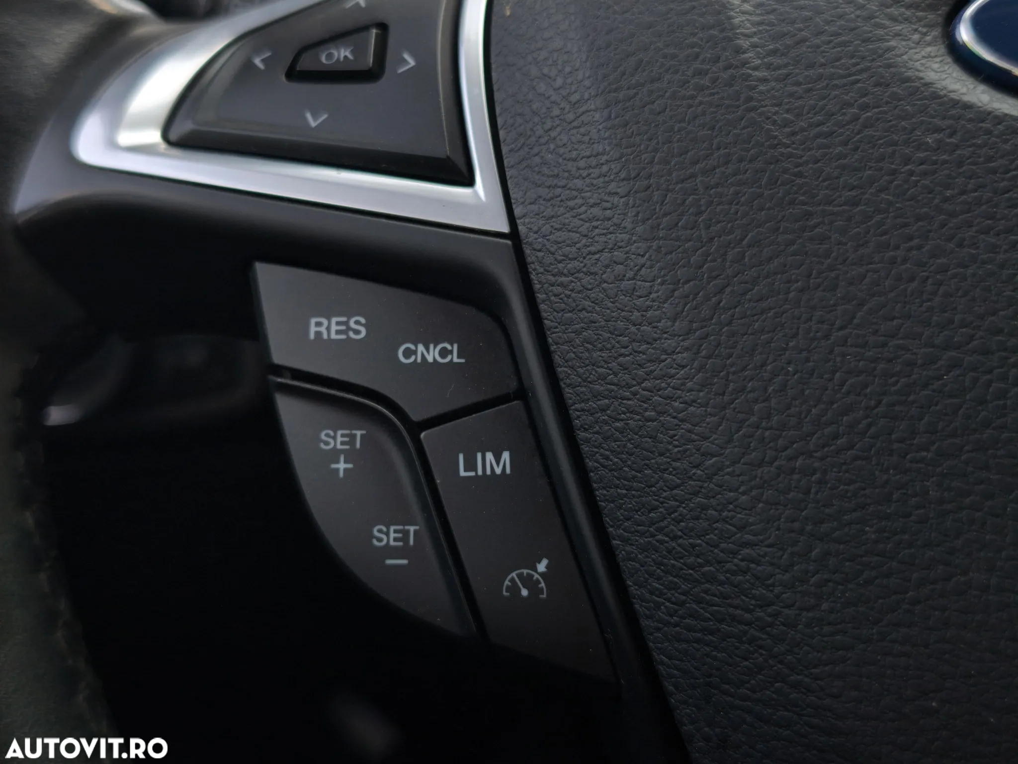 Ford Mondeo 2.0 HEV Trend - 17