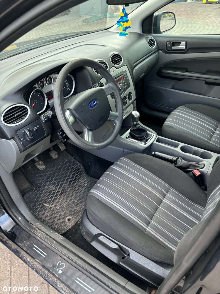 Ford Focus 1.6 Trend EU5 - 6