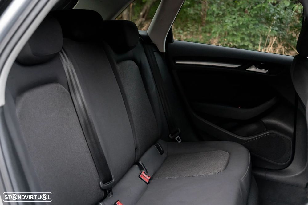 Audi A3 Sportback 1.6 TDI (clean diesel) Attraction - 33