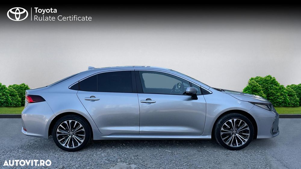 Toyota Corolla 1.8 HSD Dynamic - 9