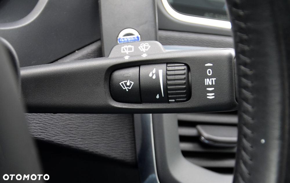 Volvo V40 T2 - 17