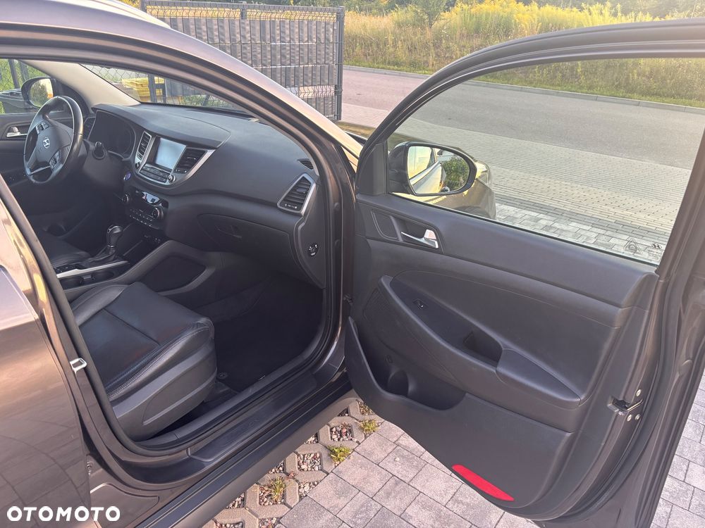 Hyundai Tucson blue 1.7 CRDi 2WD DCT Premium - 20