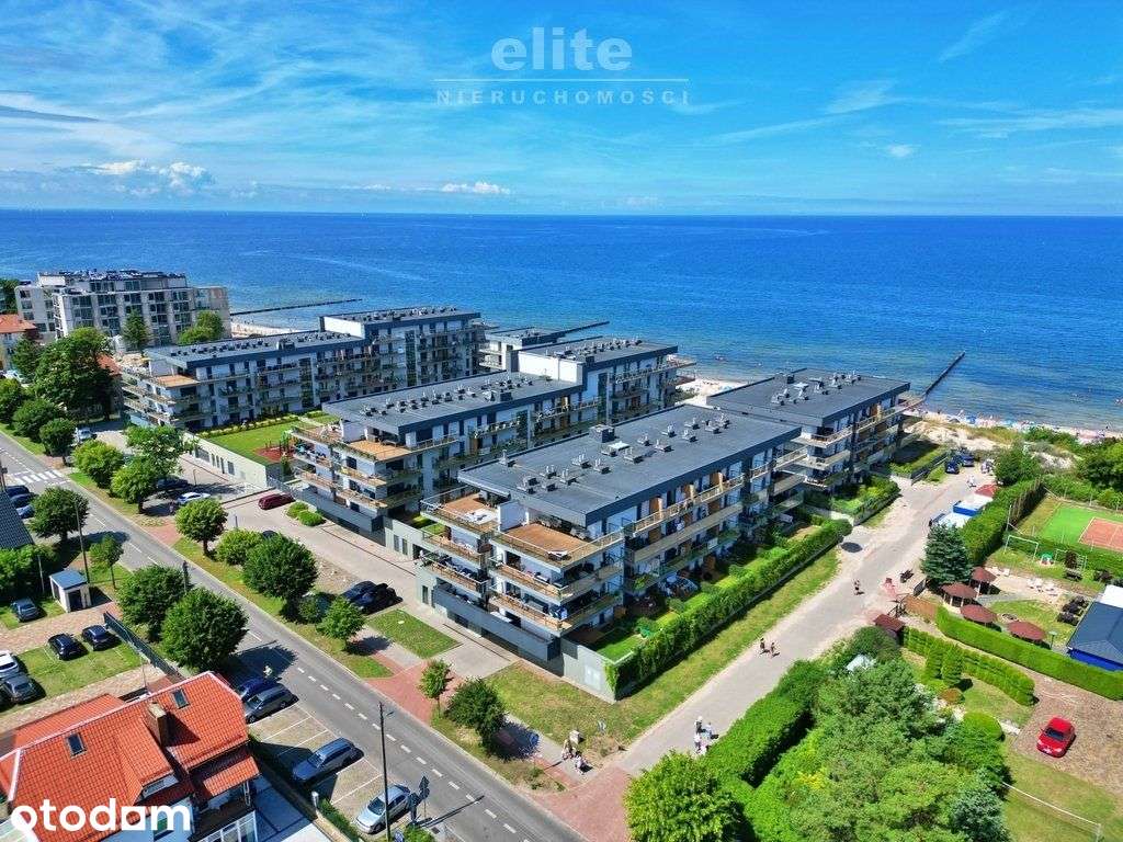 Dziwnów - Gardenia I linia zabudowy od morza plaży