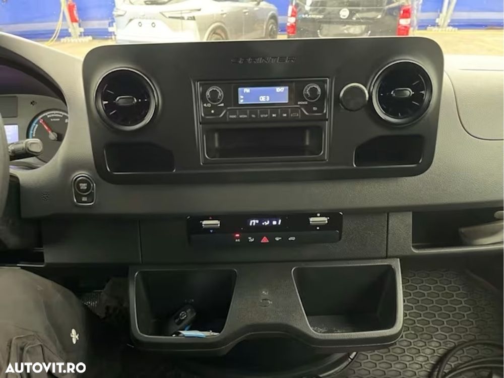 Mercedes-Benz eSprinter 312 FWD - 10