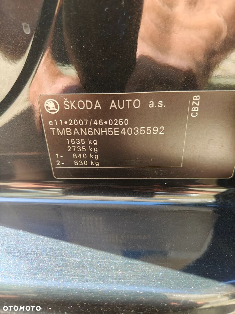 Skoda RAPID 1.2 TSI Active - 16
