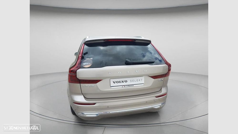 Volvo XC 60 2.0 T6 PHEV Plus Dark AWD - 7