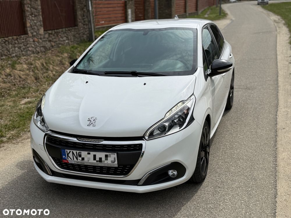 Peugeot 208 - 2