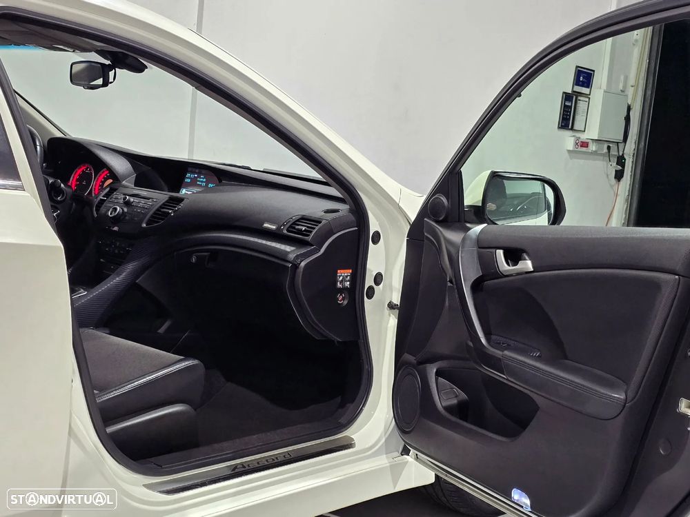 Honda Accord 2.4 Type S - 39