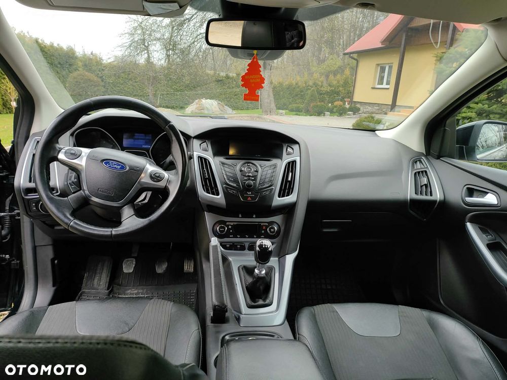 Ford Focus 2.0 TDCi Sport - 25