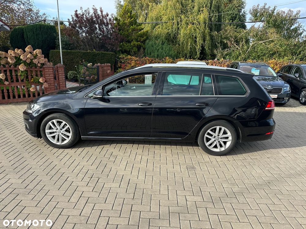 Volkswagen Golf - 5