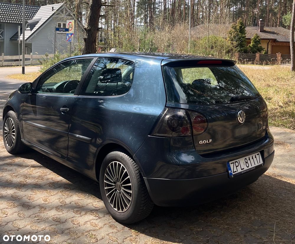 Volkswagen Golf 1.9 TDI Comfortline - 4