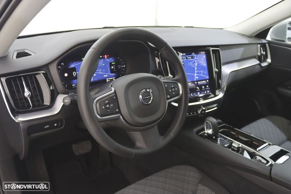 Volvo V60 2.0 T6 AWD TE Core - 4