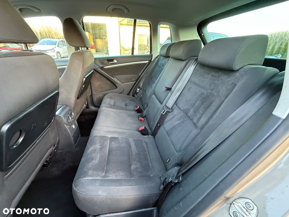 Volkswagen Tiguan 2.0 TDI DPF BlueMotion Technology Exclusive - 5