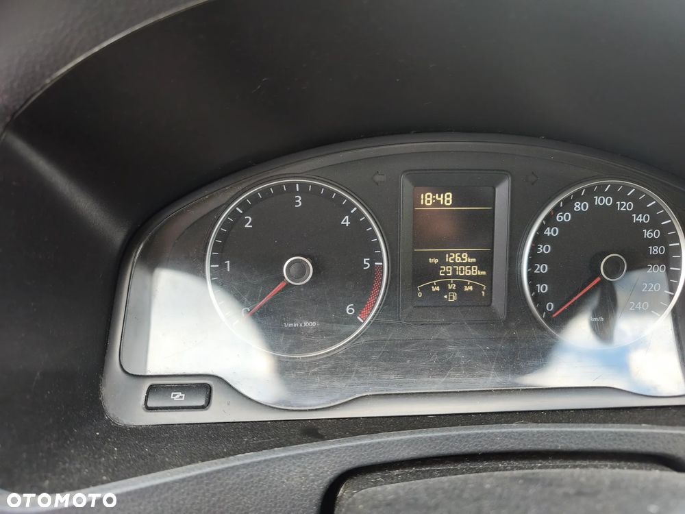 Volkswagen Transporter - 11