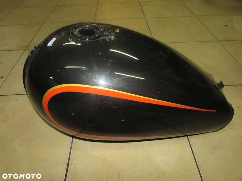 Moto Guzzi V65 C nie V50 zbiornik paliwa bak NOWY - 1