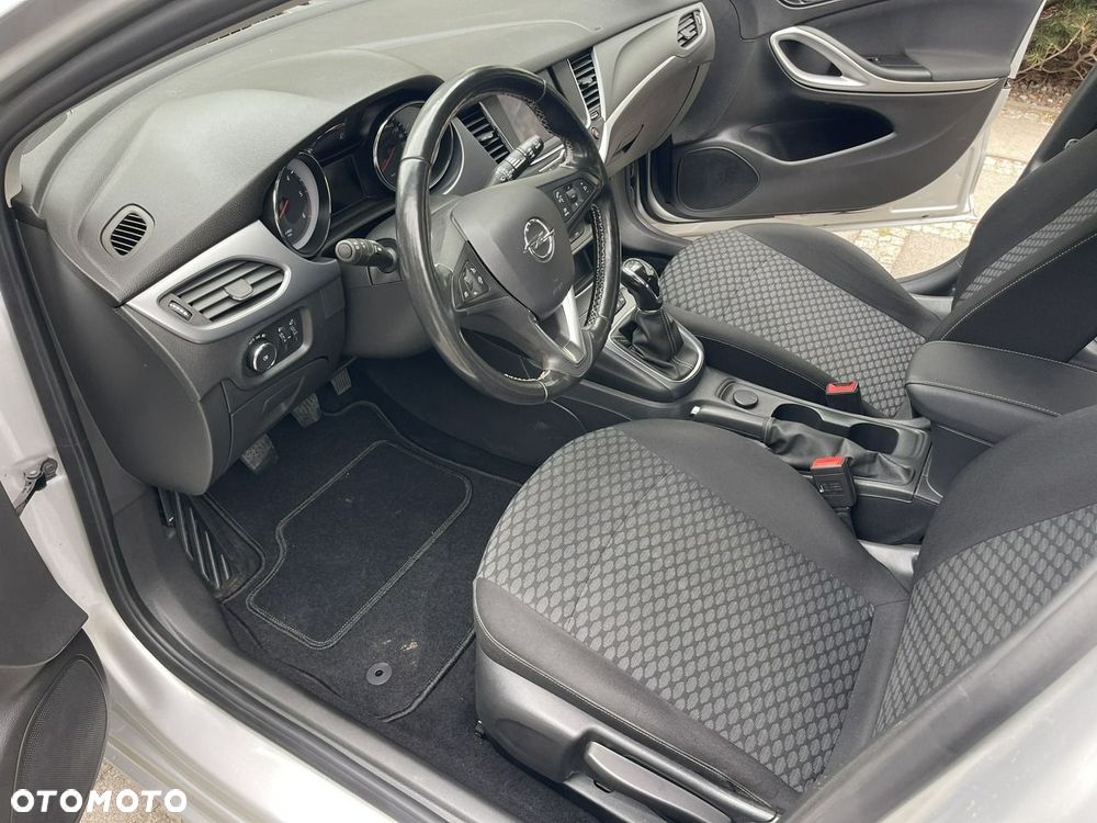 Opel Astra - 20