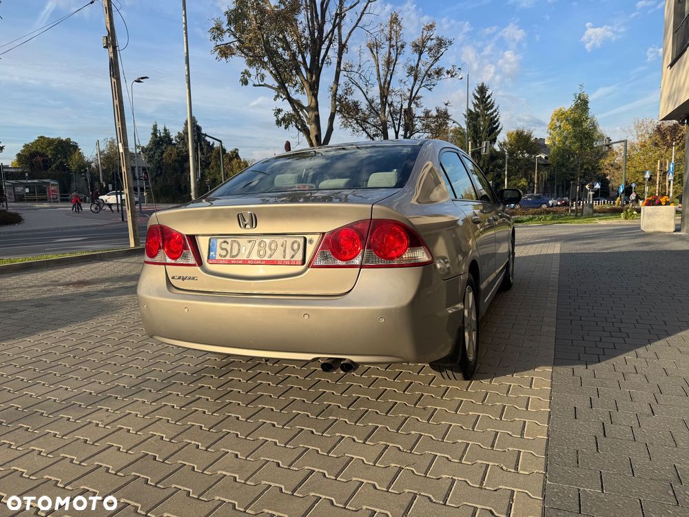 Honda Civic 1.8 Comfort - 7