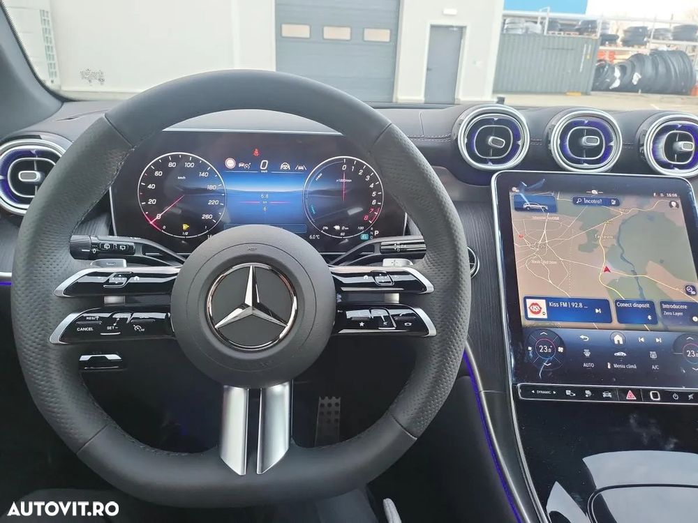 Mercedes-Benz GLC 300 e 4MATIC - 11