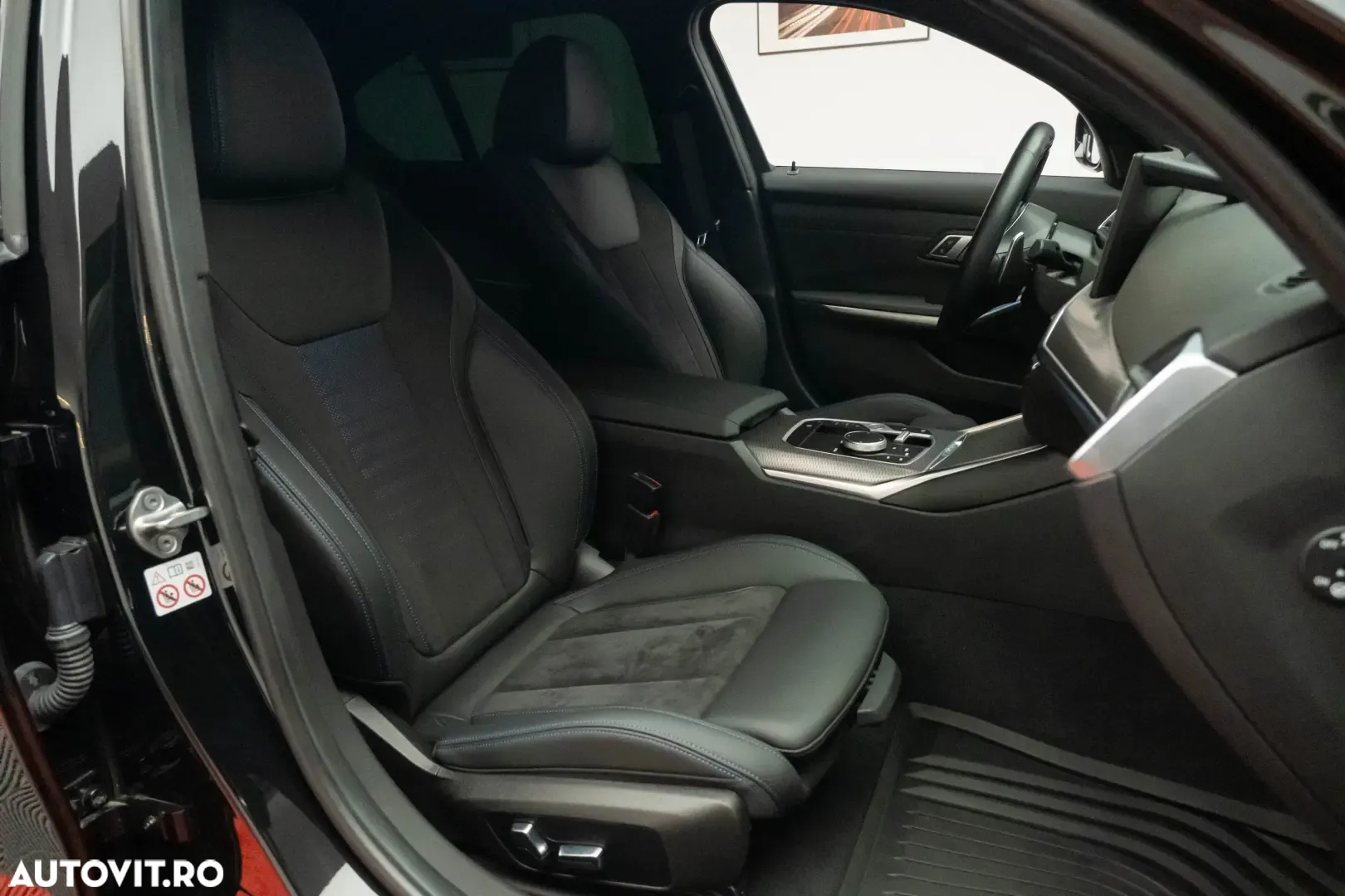 BMW Seria 3 320d Aut. M Sport - 14