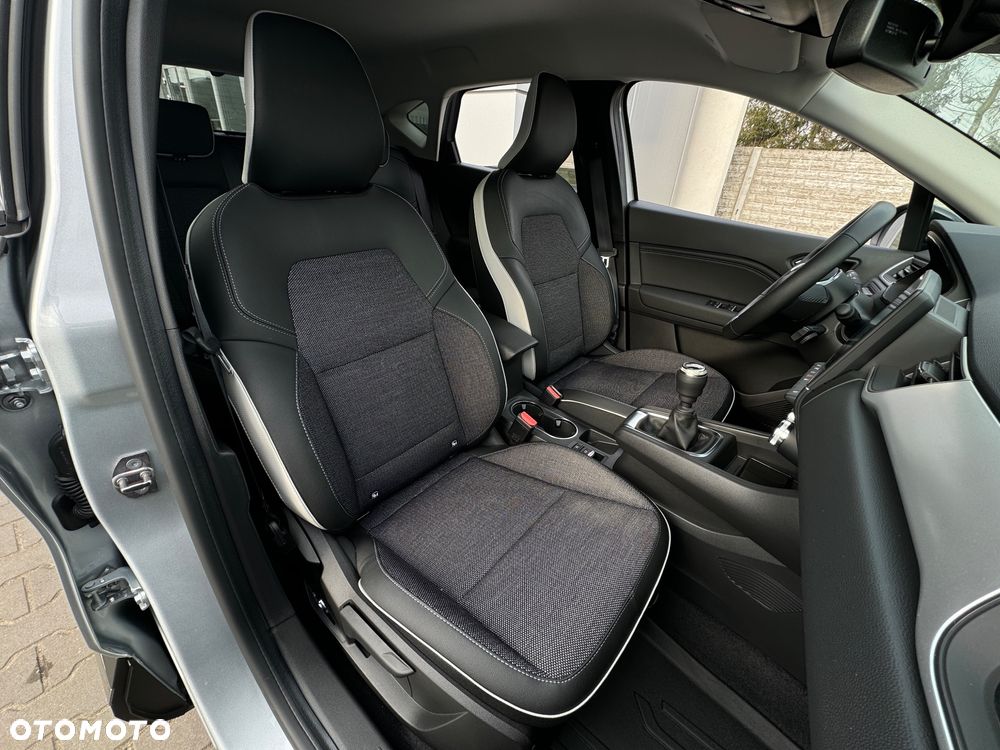 Renault Captur 1.3 TCe mHEV Techno - 17