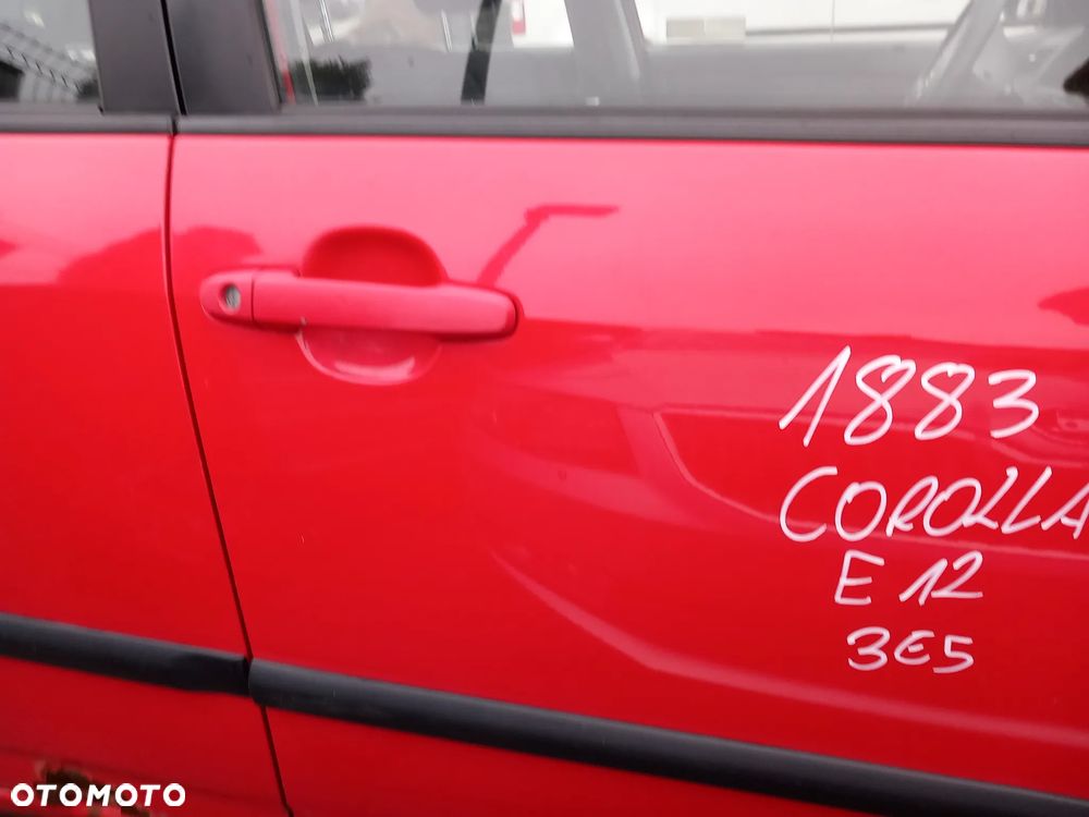 TOYOTA COROLLA E12 DRZWI PRAWE PRZEDNIE PRAWY PRZÓD KOLOR: 3E5 - 3