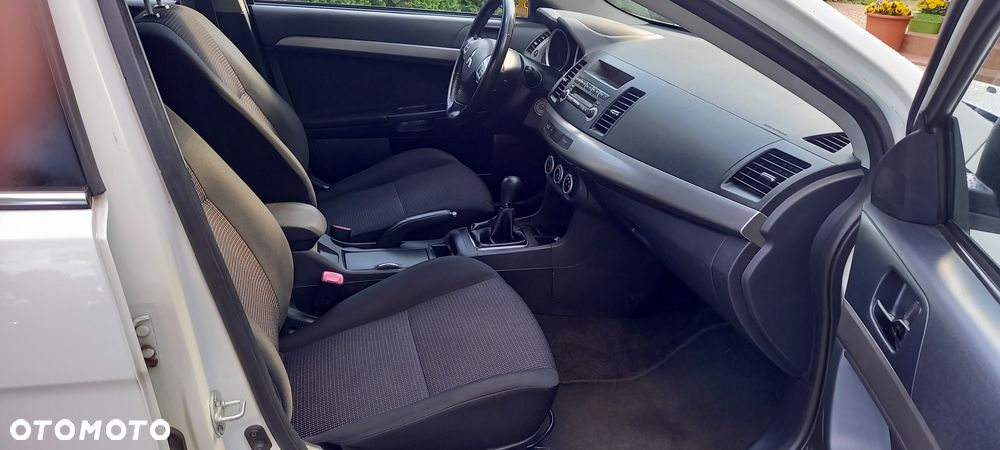 Mitsubishi Lancer 1.8 Instyle - 8