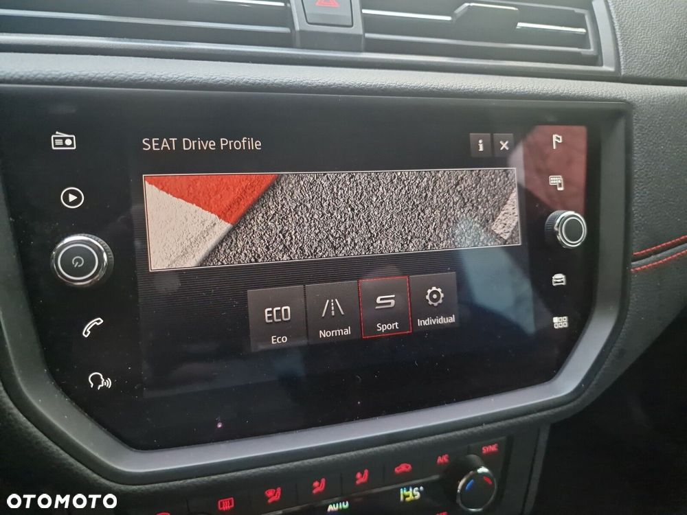 Seat Arona - 25
