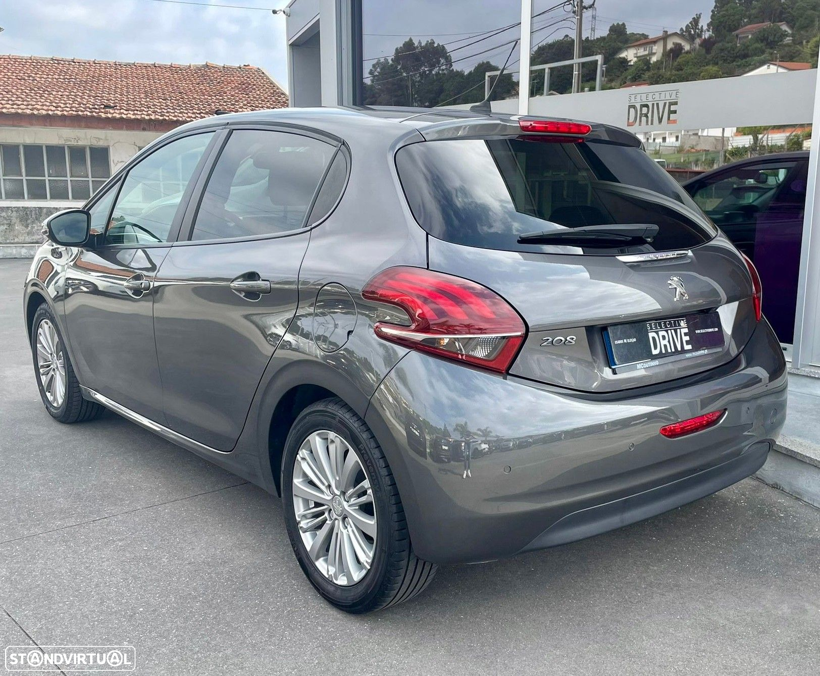 Peugeot 208 1.2 PureTech Style - 6