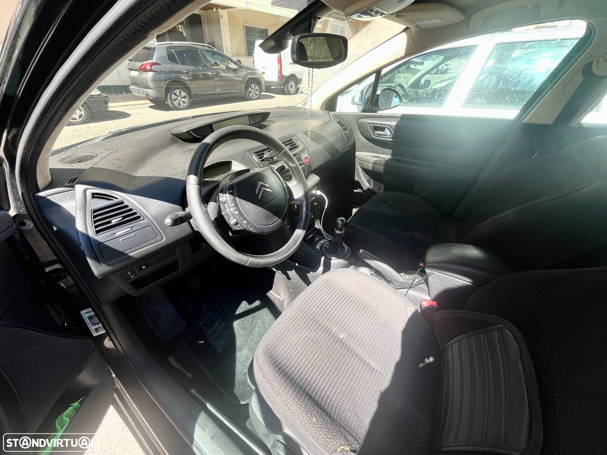 Citroën C4 1.4 16V SX - 6