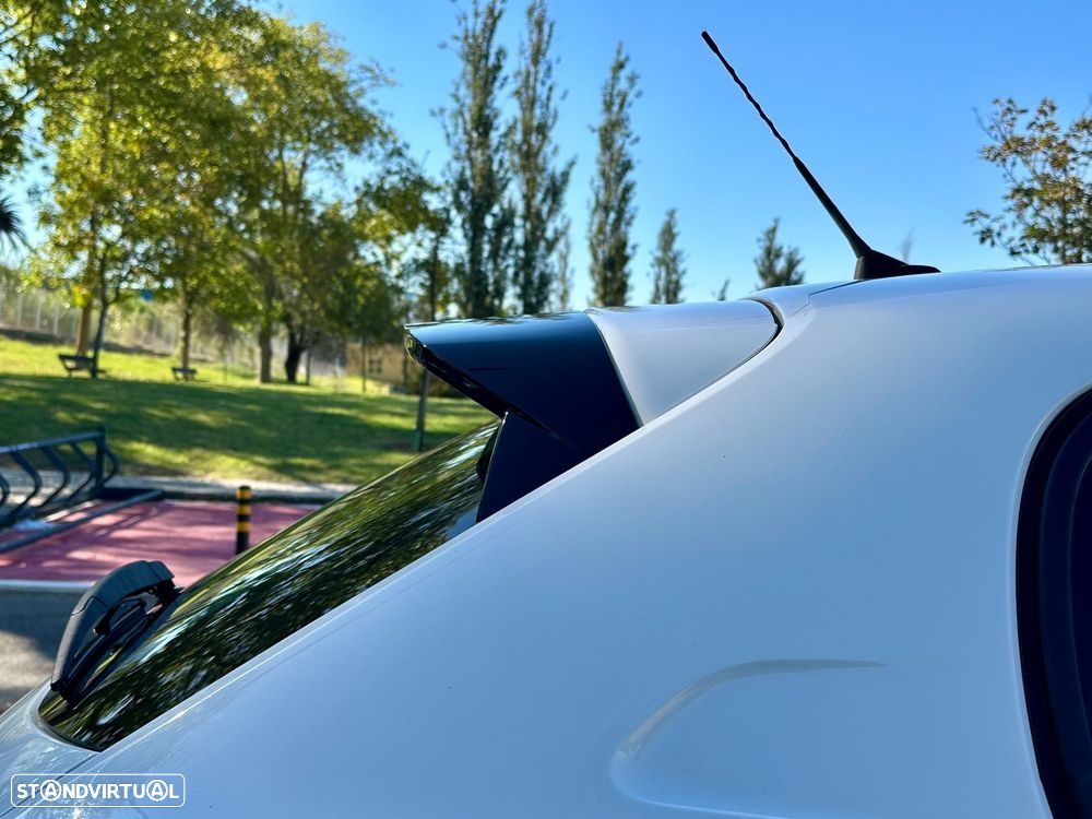 Peugeot 208 1.2 PureTech Active Pack - 18