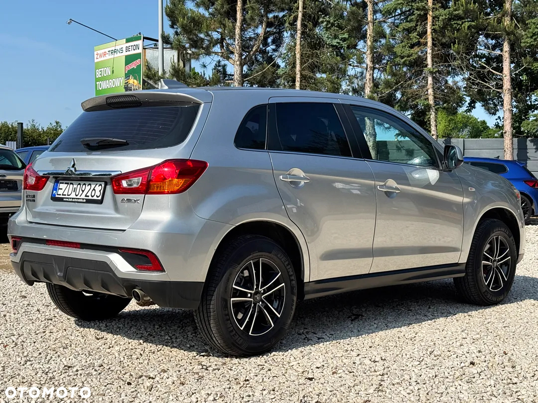 Mitsubishi ASX - 15