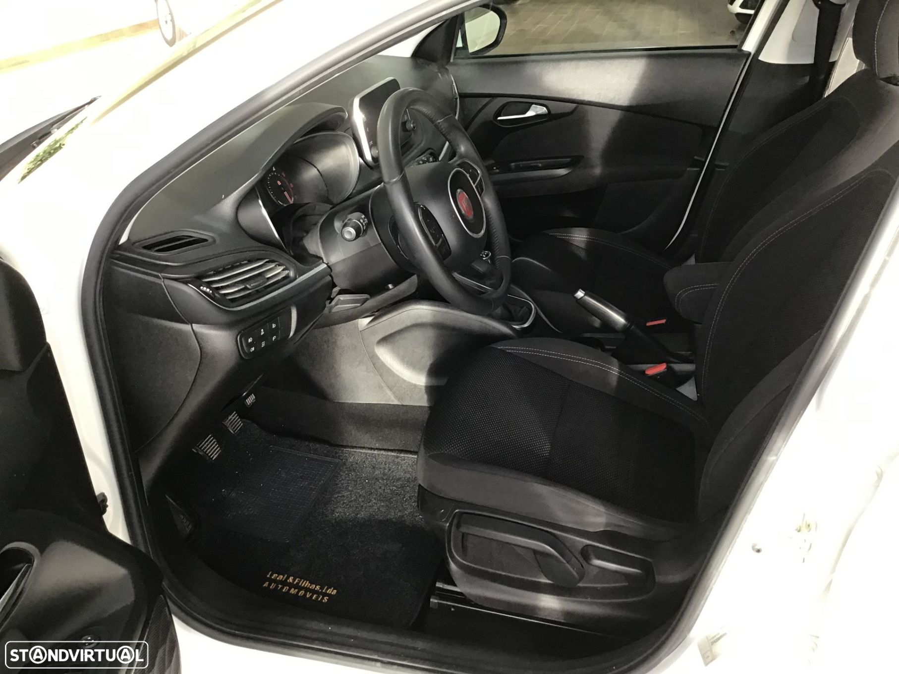 Fiat Tipo Station Wagon 1.3 M-Jet Lounge - 10
