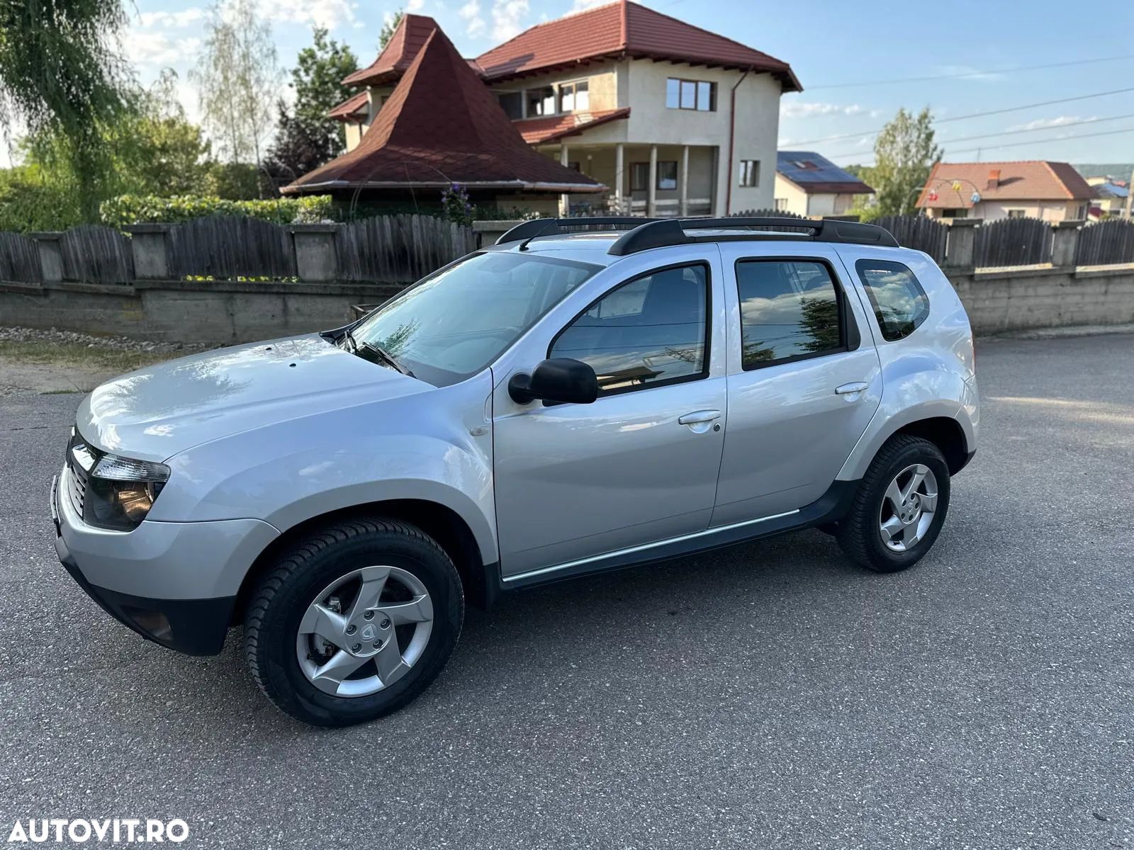 Dacia Duster 1.5 dCi 4x4 Laureate - 1