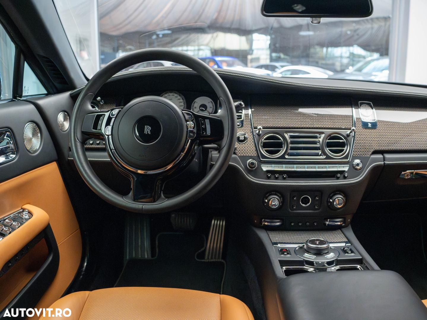 Rolls-Royce Wraith - 21
