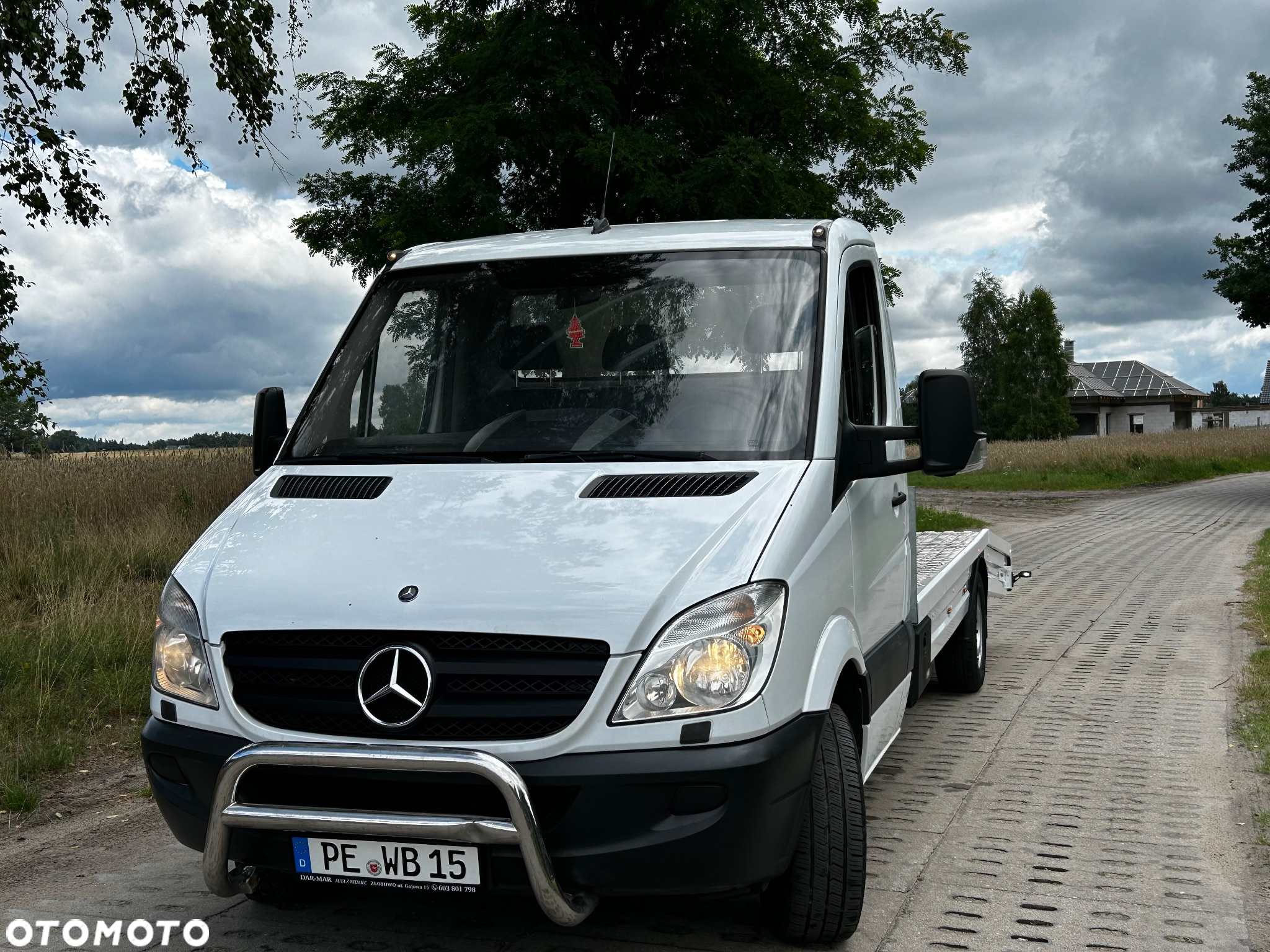 Mercedes-Benz Sprinter - 11