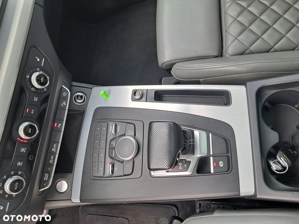 Audi Q5 2.0 TDI Quattro Sport S tronic - 27
