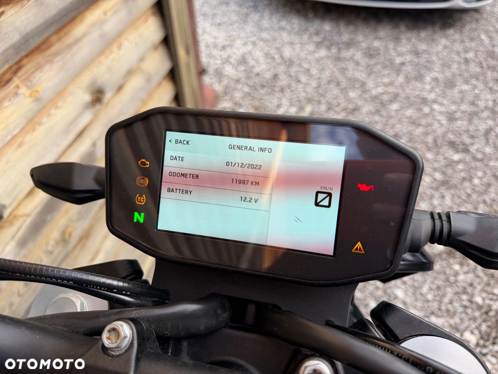 KTM Duke 790 - 11