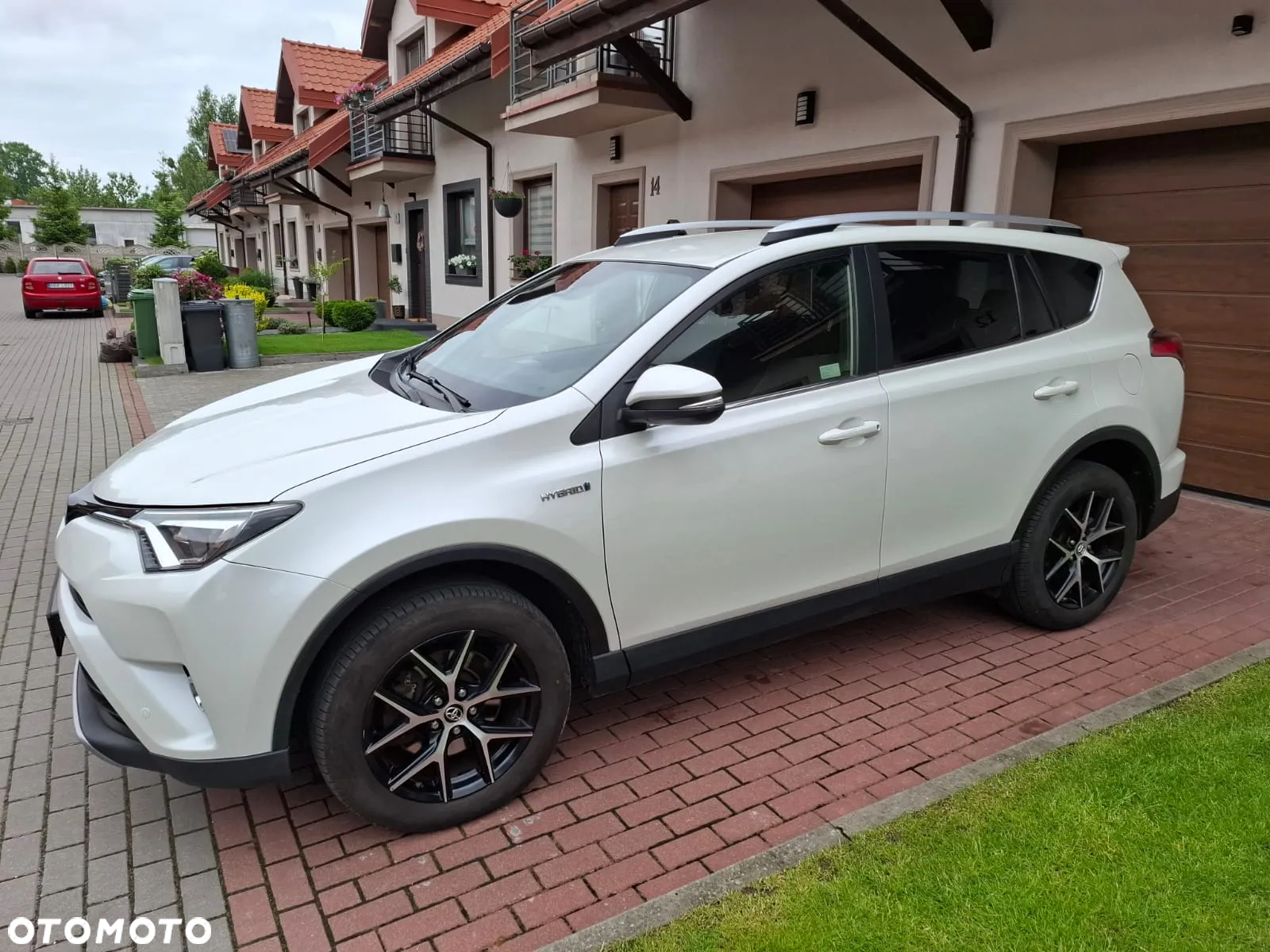 Toyota RAV4 Hybrid Selection 4x2 - 32