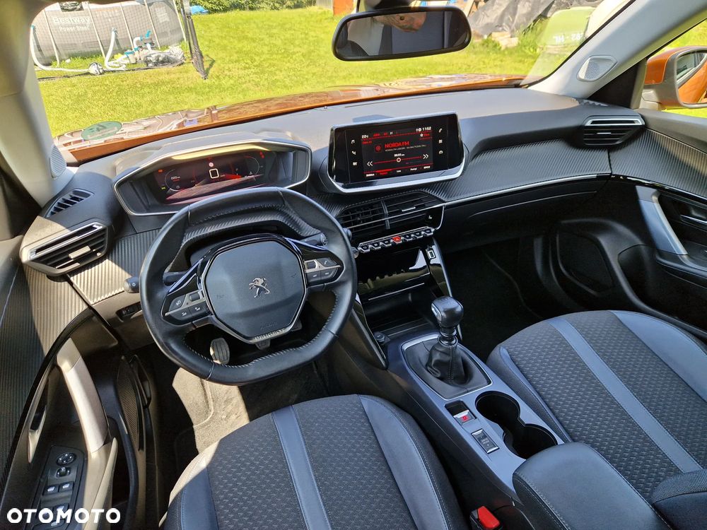 Peugeot 2008 BlueHDi 100 STOP & START Allure - 11