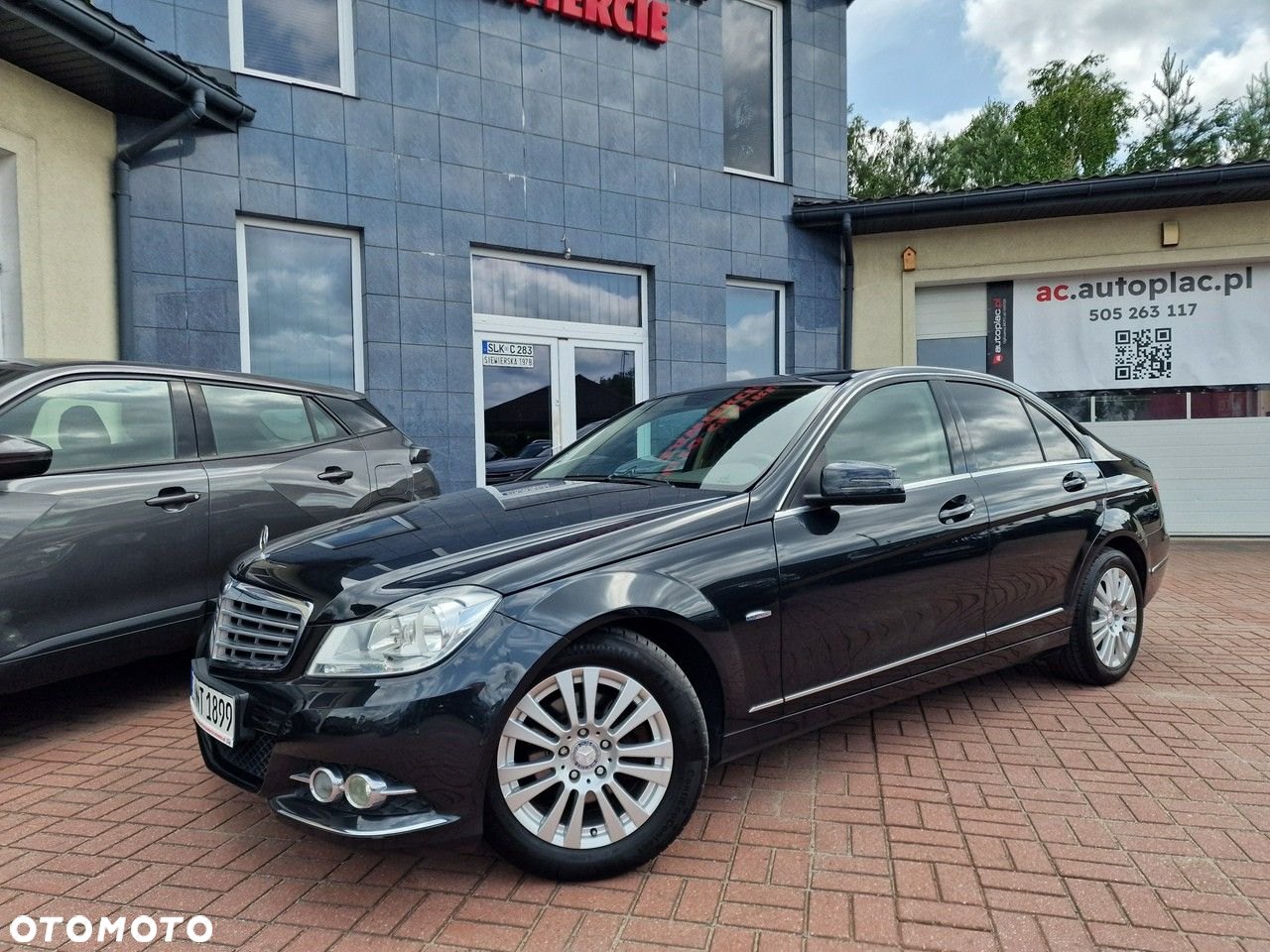 Mercedes-Benz Klasa C 180 CGI BlueEFFICIENCY Elegance - 4