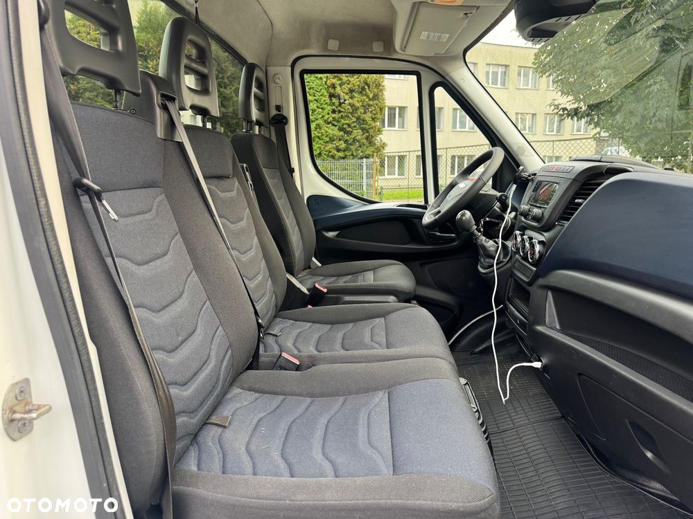 Iveco 35S18 - 23